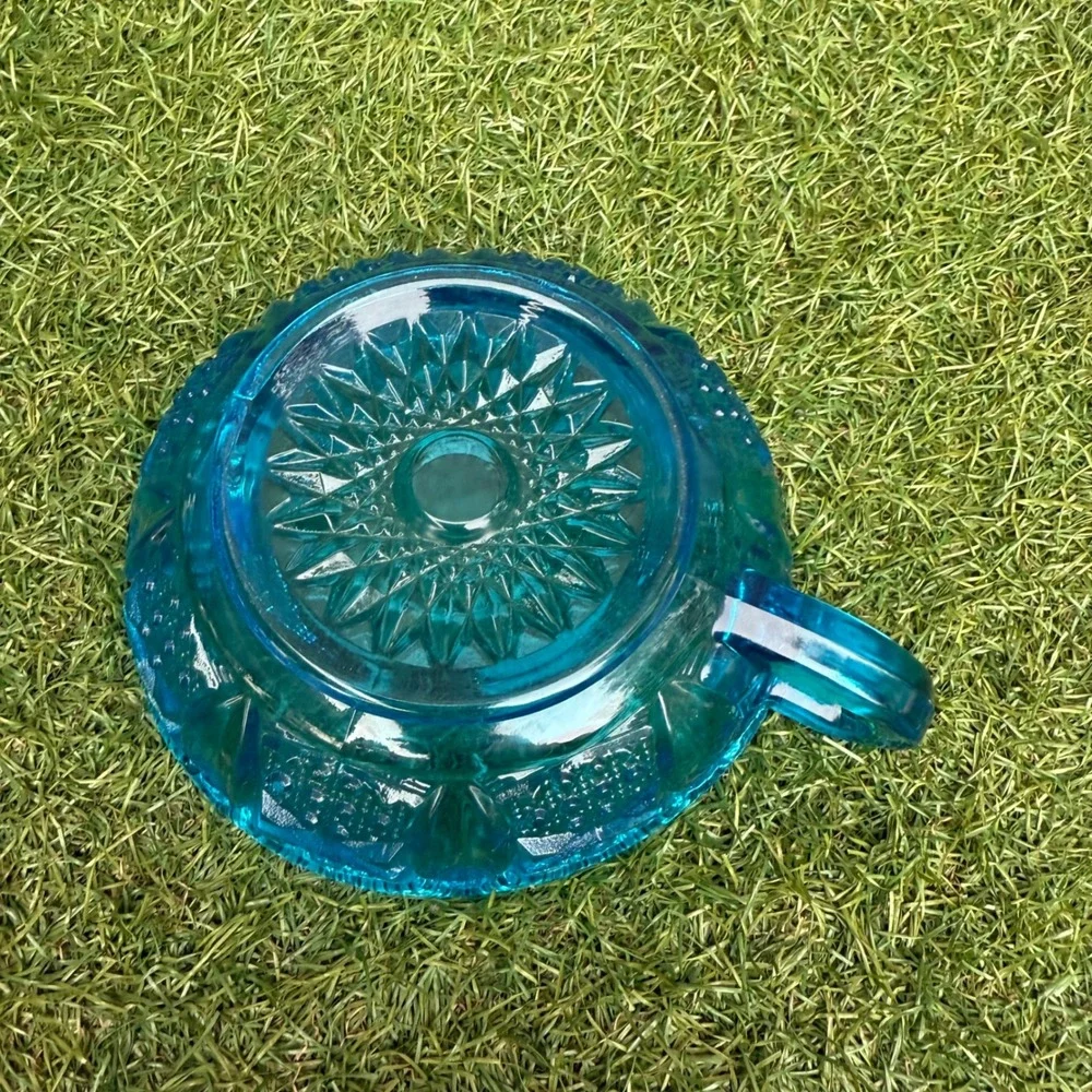 Vtg L.E.‎ Smith Heritage Aqua Blue Glass Handled Nappy Bowl